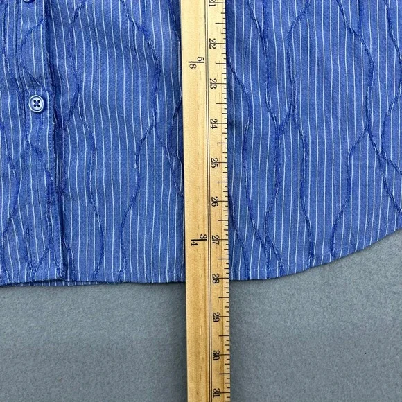 Chico's Blue White Pinstripe Textured Button Down Shirt Roll Tab Size 3 Large - Picture 7 of 13